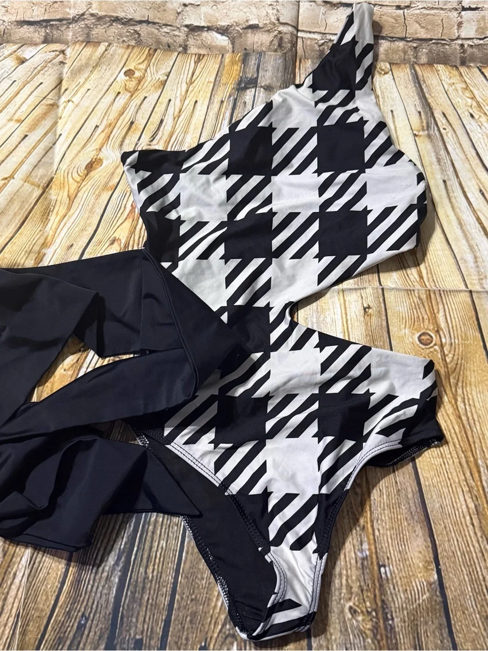 NEW Beach Riot Swimwear Size XS Carlie One Piece Houndstooth Swimsuit Cutout